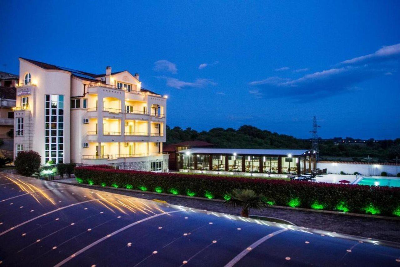 Apart Hotel Llolla Ulcinj Exterior photo