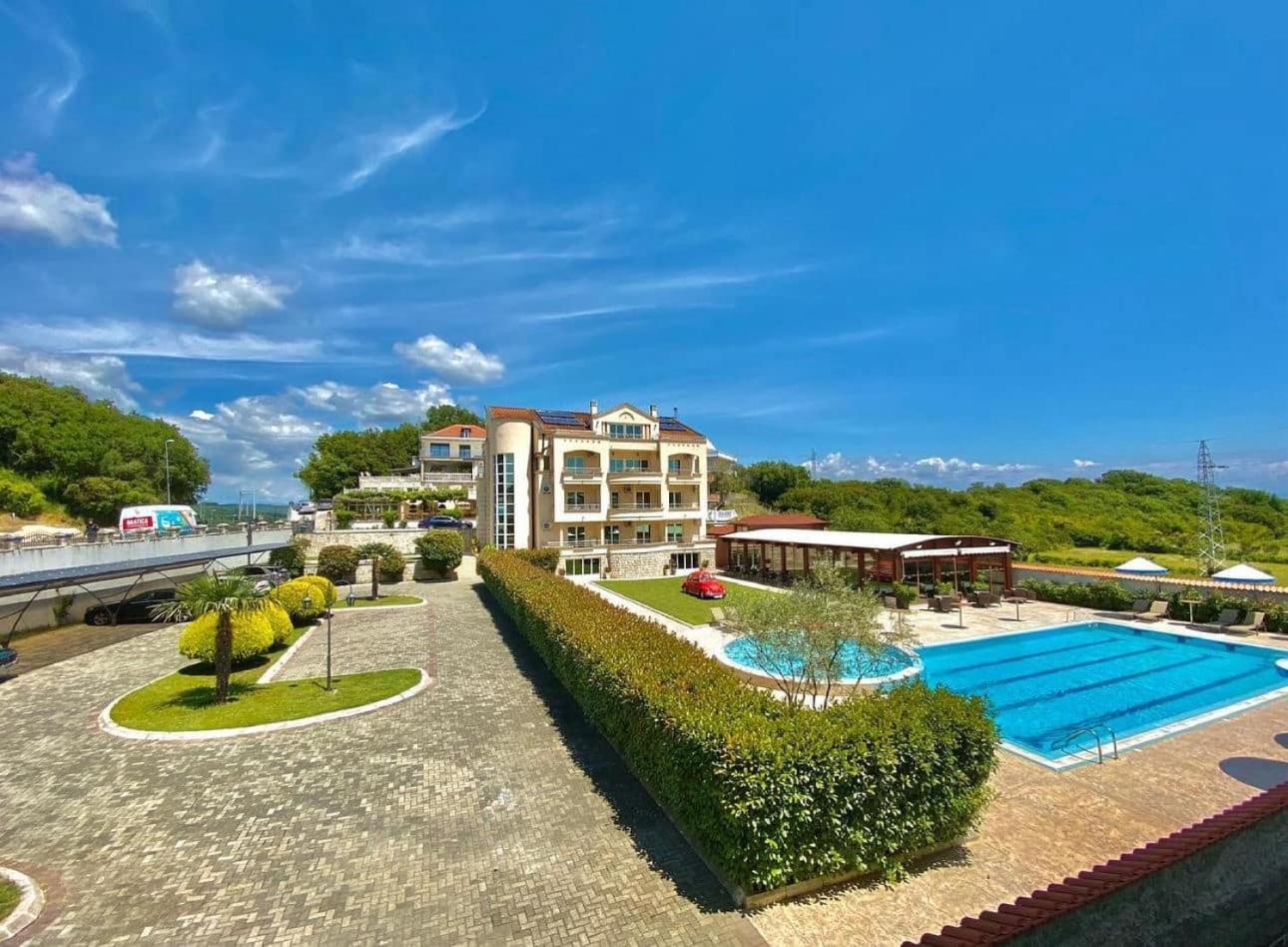 Apart Hotel Llolla Ulcinj Exterior photo