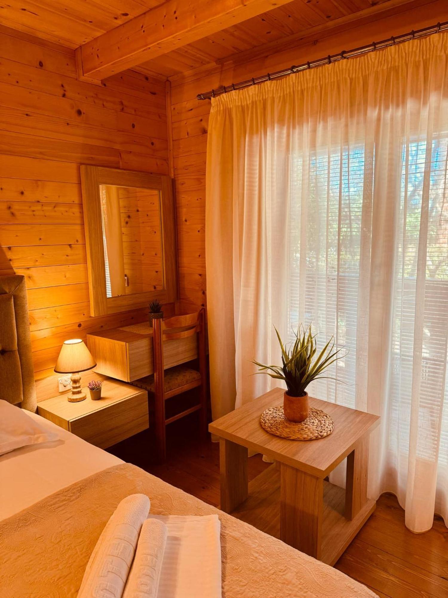 Apart Hotel Llolla Ulcinj Exterior photo