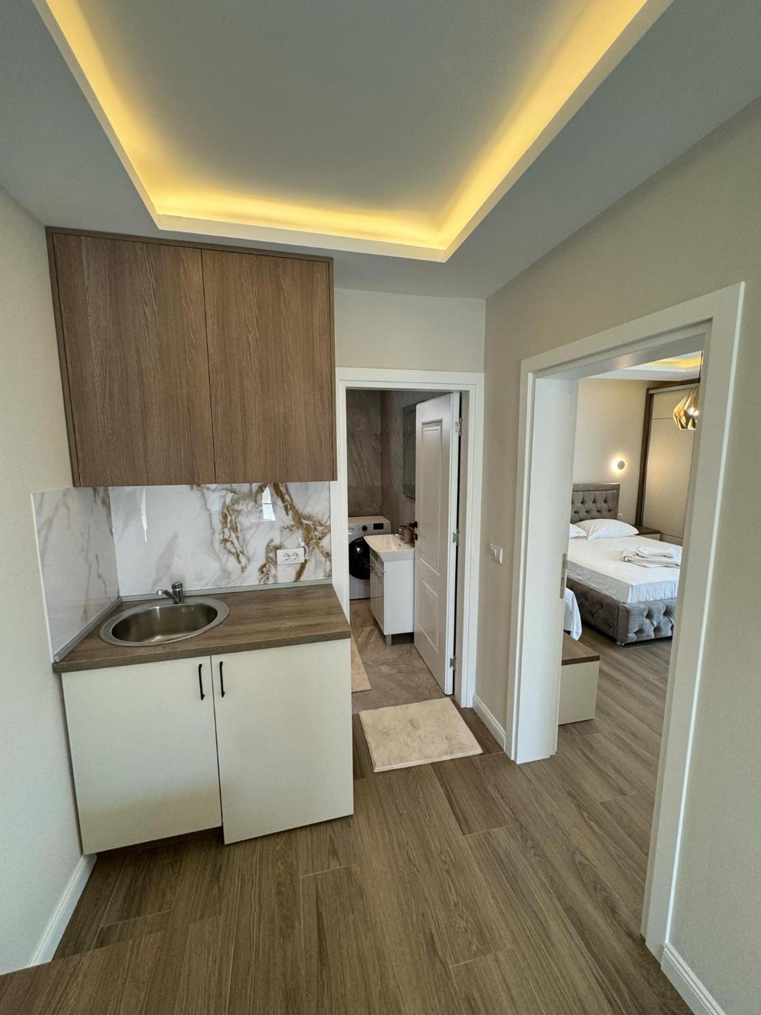 Apart Hotel Llolla Ulcinj Exterior photo