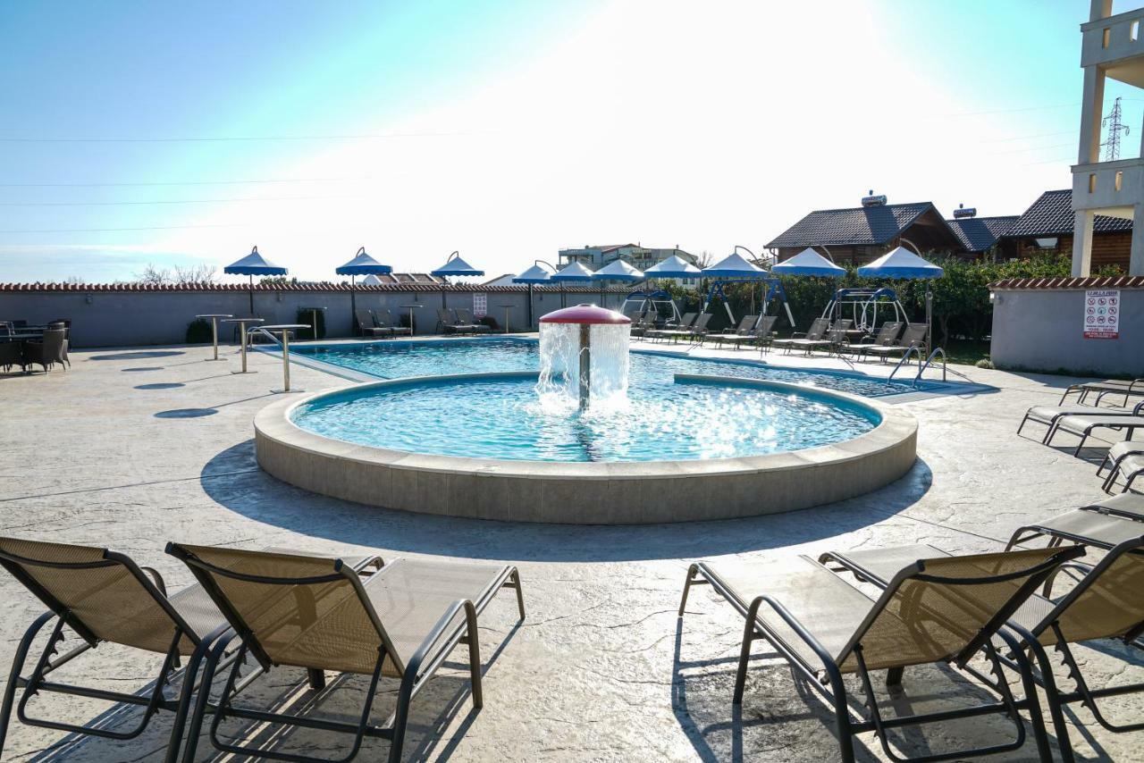 Apart Hotel Llolla Ulcinj Exterior photo