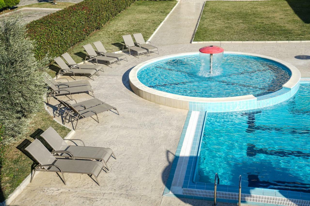 Apart Hotel Llolla Ulcinj Exterior photo