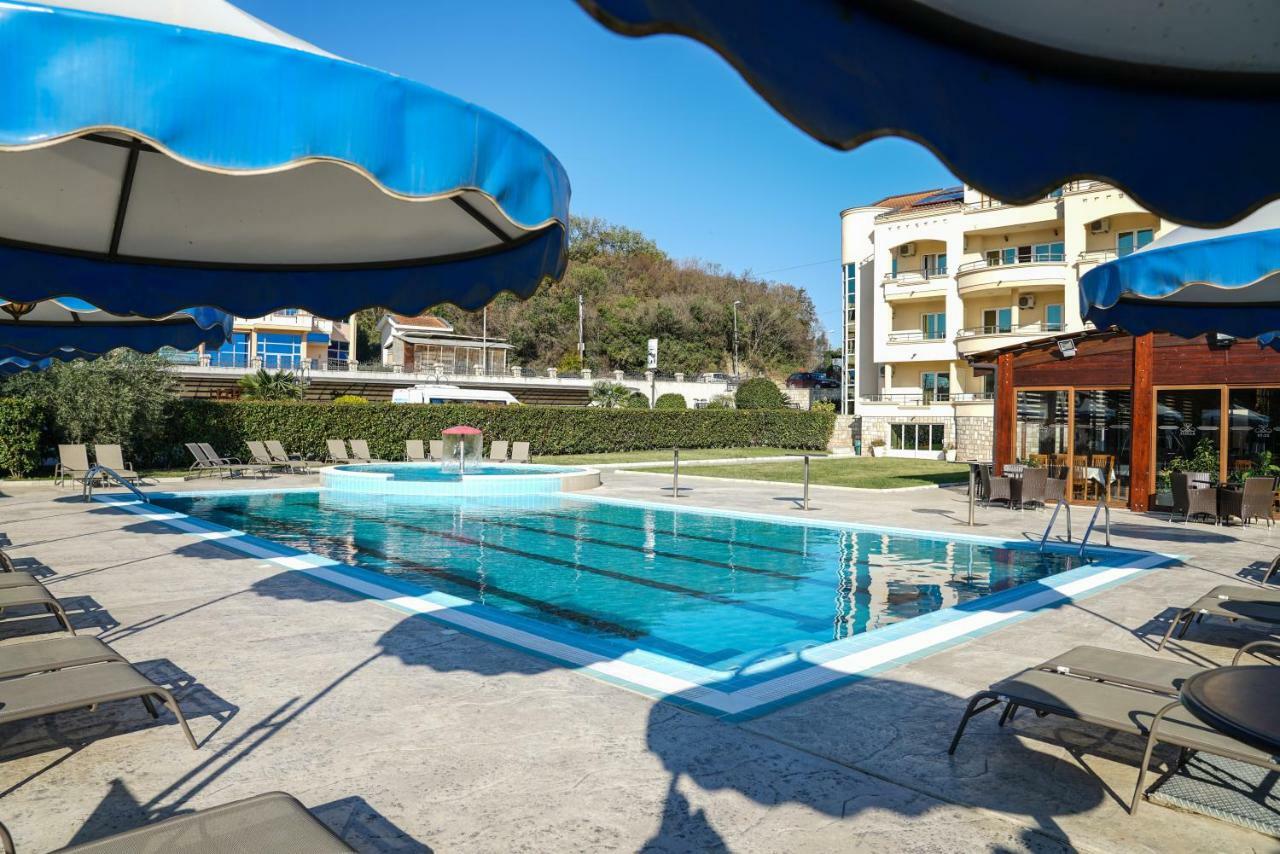 Apart Hotel Llolla Ulcinj Exterior photo